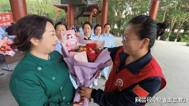 业致敬白衣天使凝聚社会温情k8凯发一触即发沈阳爱心企